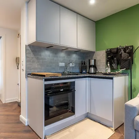 Apartment Black Pearl
