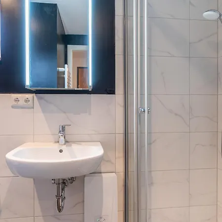 Apartment Black Pearl